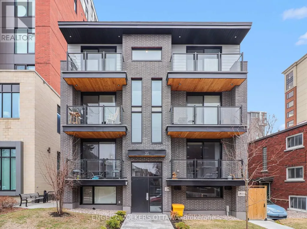 35 Monk Street Ottawa ON K1S 3Y7