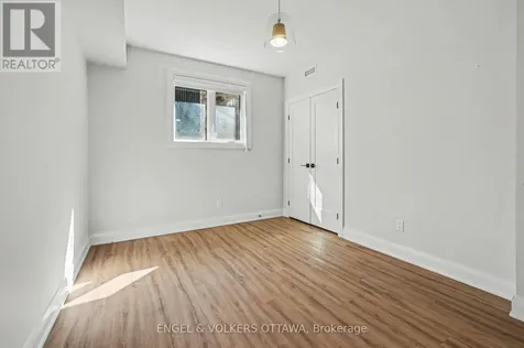 35 Monk Street Ottawa ON K1S 3Y7