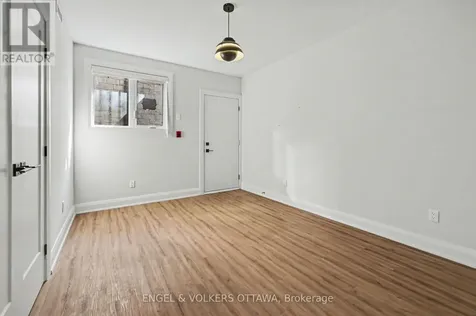 35 Monk Street Ottawa ON K1S 3Y7