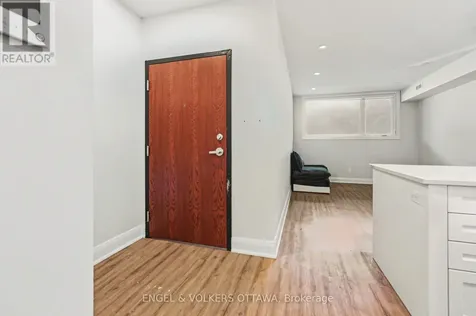 35 Monk Street Ottawa ON K1S 3Y7