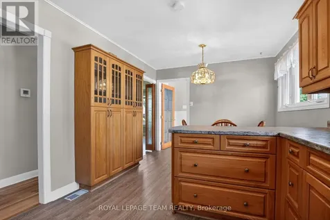 2390 Cheshire Road Ottawa ON K2C 1G3
