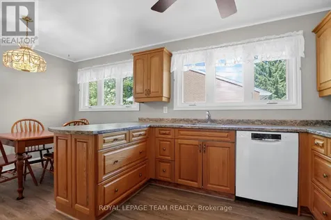 2390 Cheshire Road Ottawa ON K2C 1G3