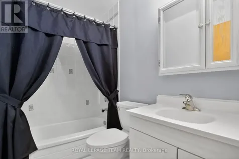2390 Cheshire Road Ottawa ON K2C 1G3