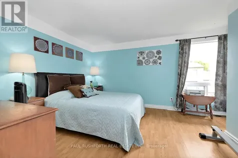 207 Thistledown Court Ottawa ON K2J 1N1
