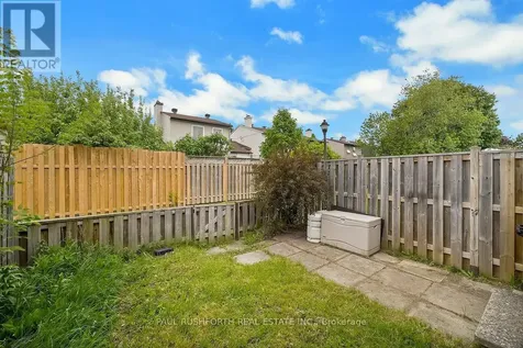 207 Thistledown Court Ottawa ON K2J 1N1