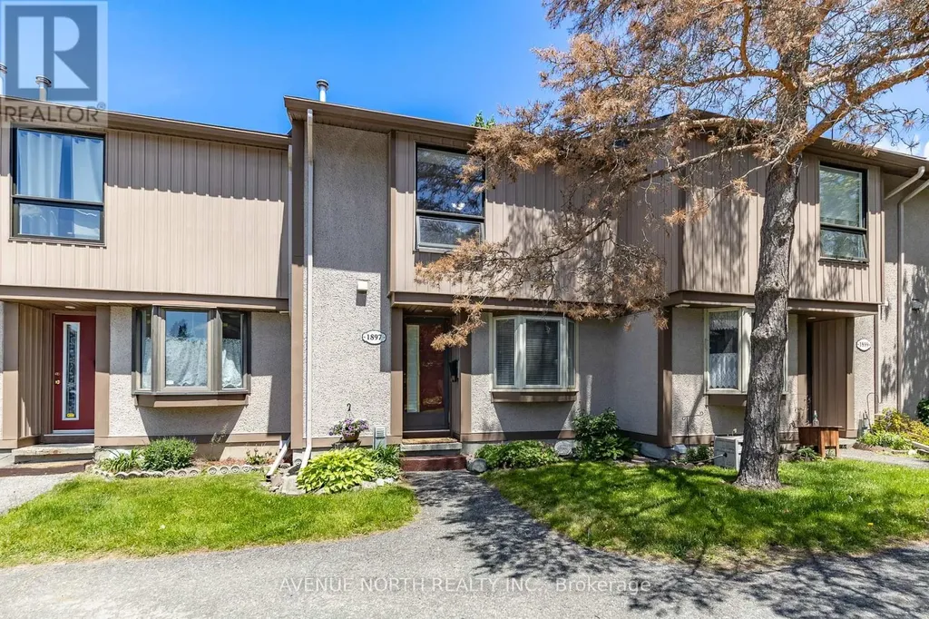1897 Stonehenge Crescent Ottawa ON K1B 4N7