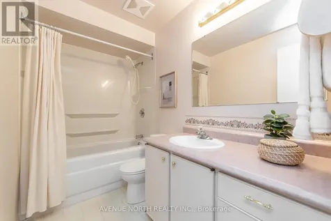 1897 Stonehenge Crescent Ottawa ON K1B 4N7