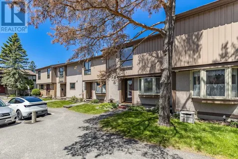 1897 Stonehenge Crescent Ottawa ON K1B 4N7