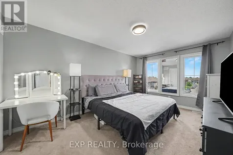 624 Bellatrix Walk Ottawa ON K2J 6N4