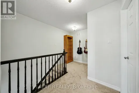 624 Bellatrix Walk Ottawa ON K2J 6N4