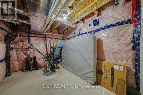 624 Bellatrix Walk Ottawa ON K2J 6N4