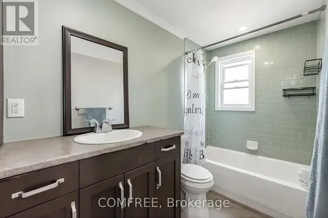 60 Elmsdale Drive Kitchener ON N2E 2G4