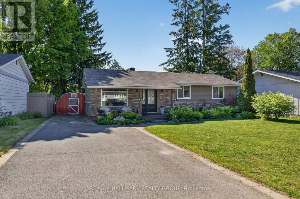 120 Abbeyhill Drive Ottawa ON K2L 1H2