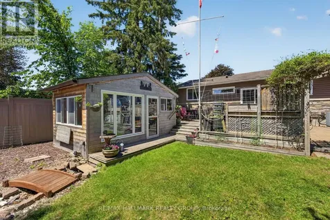 120 Abbeyhill Drive Ottawa ON K2L 1H2