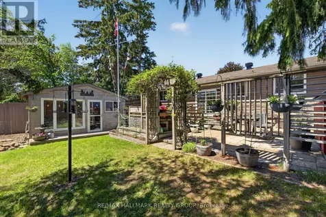 120 Abbeyhill Drive Ottawa ON K2L 1H2