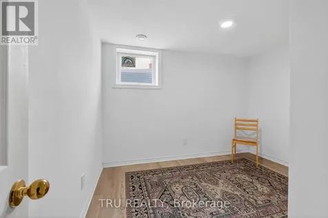 1263 Maitland Avenue Ottawa ON K2C 2C4