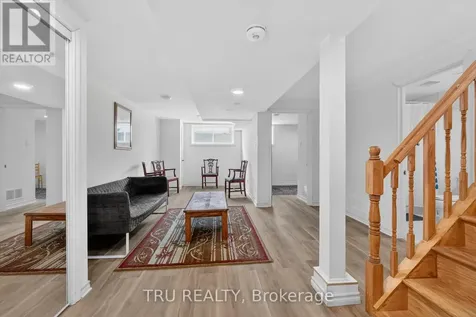 1263 Maitland Avenue Ottawa ON K2C 2C4