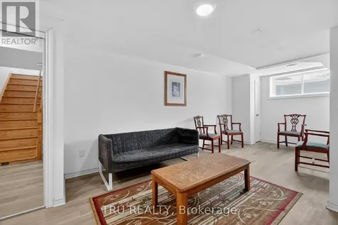 1263 Maitland Avenue Ottawa ON K2C 2C4