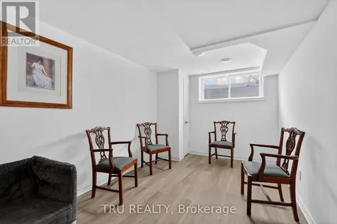 1263 Maitland Avenue Ottawa ON K2C 2C4