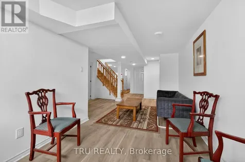 1263 Maitland Avenue Ottawa ON K2C 2C4
