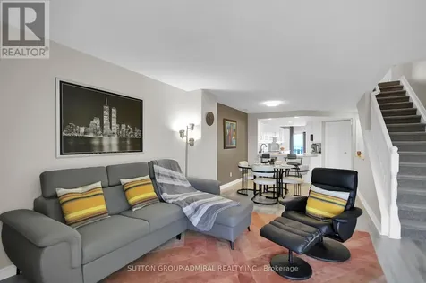 439B Chapman Mills Drive Ottawa ON K2J 5P4