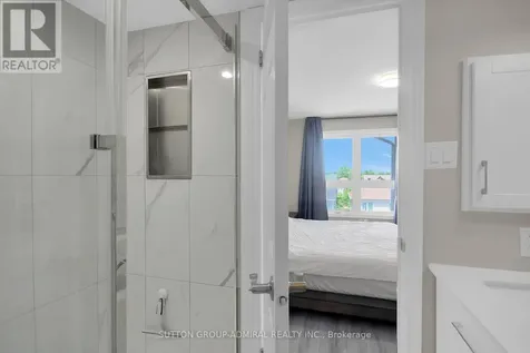 439B Chapman Mills Drive Ottawa ON K2J 5P4
