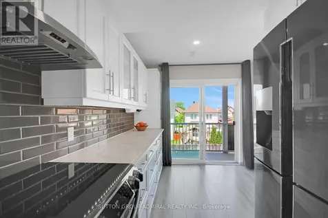 439B Chapman Mills Drive Ottawa ON K2J 5P4