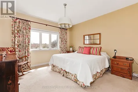 6 Thomas Drive Collingwood ON L9Y 0A6