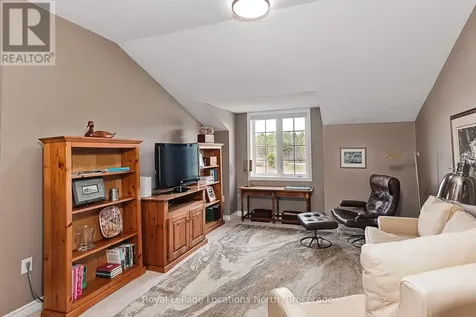 6 Thomas Drive Collingwood ON L9Y 0A6