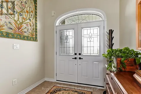 6 Thomas Drive Collingwood ON L9Y 0A6