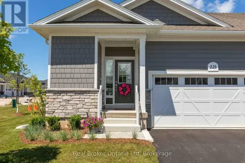 221 Ironwood Way Georgian Bluffs ON N0H 1S0