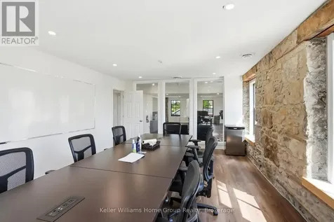 49 Norfolk Street Guelph (downtown) ON N1H 4J1
