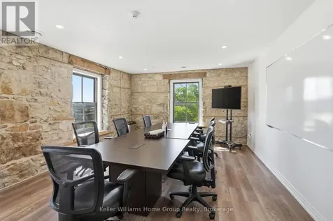 49 Norfolk Street Guelph (downtown) ON N1H 4J1