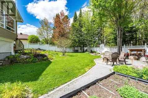 89 Hillcrest Avenue Deep River ON K0J 1P0