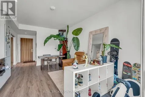15 Queens Quay East Toronto (waterfront Communities) ON M5E 0C5