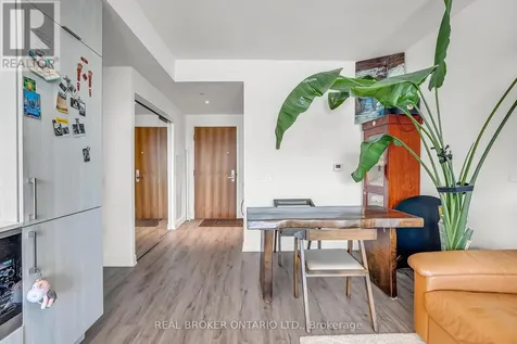 15 Queens Quay East Toronto (waterfront Communities) ON M5E 0C5