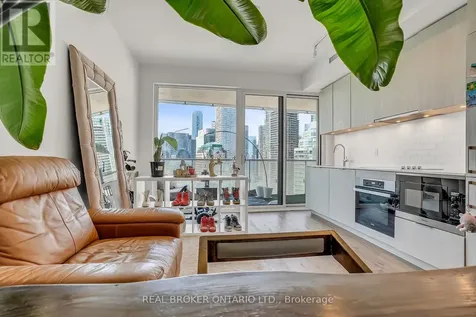 15 Queens Quay East Toronto (waterfront Communities) ON M5E 0C5