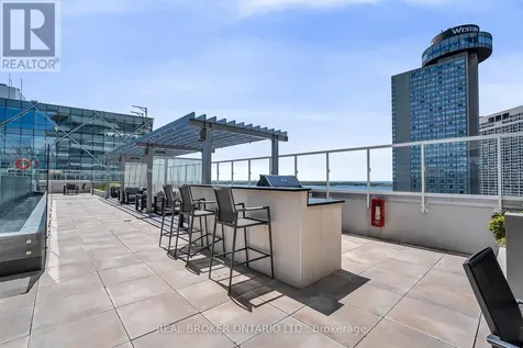 15 Queens Quay East Toronto (waterfront Communities) ON M5E 0C5