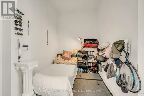 15 Queens Quay East Toronto (waterfront Communities) ON M5E 0C5