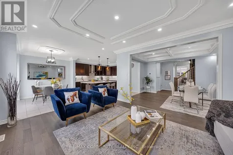 1055 Foxtail Crescent Pickering ON L1X 0E7