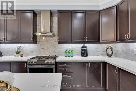 1055 Foxtail Crescent Pickering ON L1X 0E7
