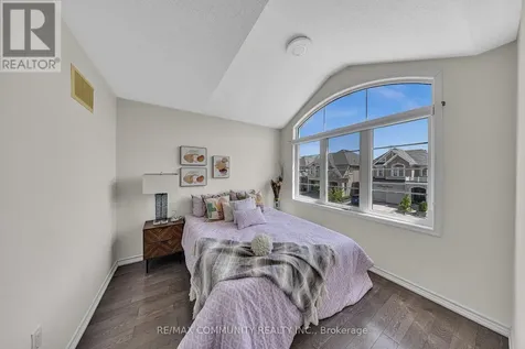 1055 Foxtail Crescent Pickering ON L1X 0E7