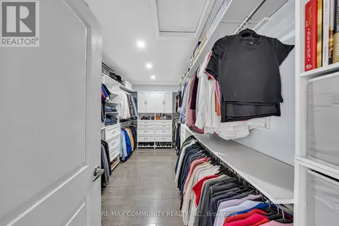 1055 Foxtail Crescent Pickering ON L1X 0E7