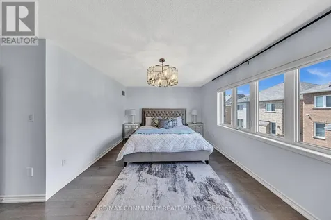 1055 Foxtail Crescent Pickering ON L1X 0E7