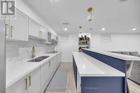 1055 Foxtail Crescent Pickering ON L1X 0E7