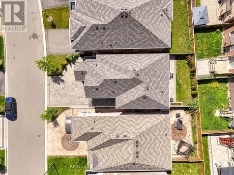 1055 Foxtail Crescent Pickering ON L1X 0E7
