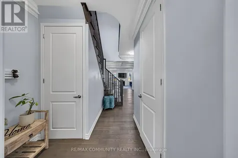 1055 Foxtail Crescent Pickering ON L1X 0E7