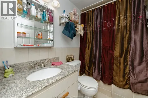 148 Tecumseh Road Chatham ON N7M 5Y8