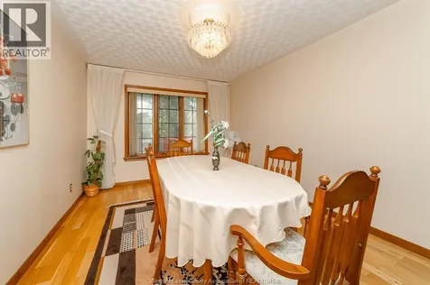 148 Tecumseh Road Chatham ON N7M 5Y8