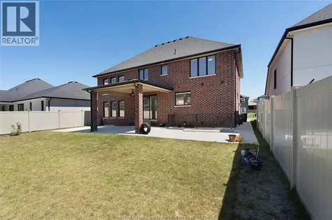 594 Orchards Crescent Windsor ON N9E 0B2